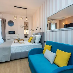 Appartement & Six, Rijeka